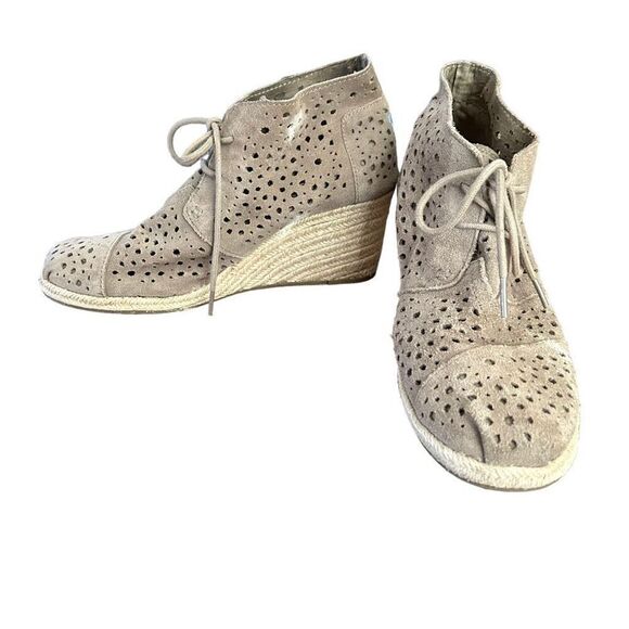 Toms Moroccan Taupe Suede Cutout Eyelets Lace Up Espadrille Wedge Heel Size 9 - Picture 5 of 9